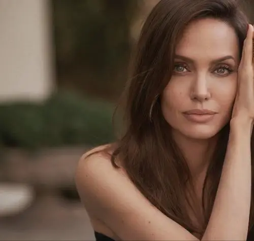 Angelina Jolie Jigsaw Puzzle picture 1016897