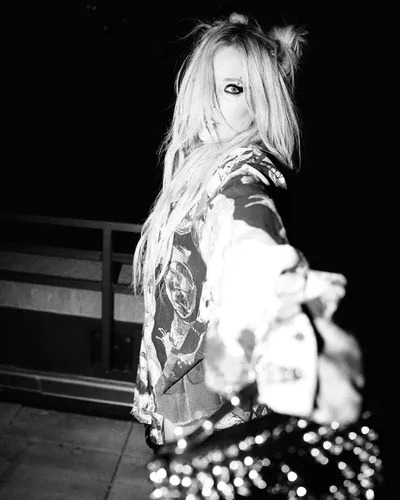 Avril Lavigne Wall Poster picture 1165681