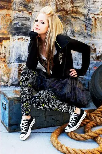 Avril Lavigne Men's Colored Hoodie - idPoster.com