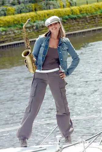 Candy Dulfer Jigsaw Puzzle picture 915155