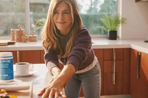 Jennifer Aniston Wall Poster picture 1051843