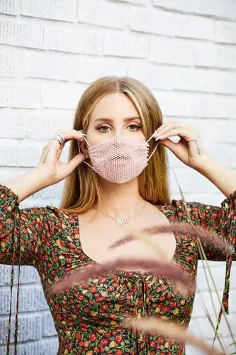 Lana Del Rey Protected Face mask - idPoster.com
