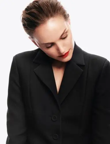 Natalie Portman White Tank-Top - idPoster.com