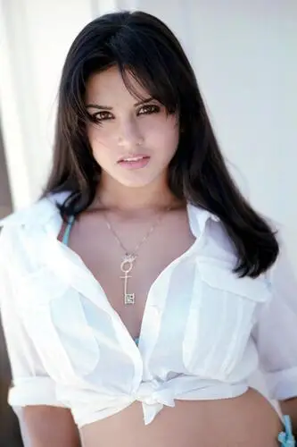 Sunny Leone Wall Poster picture 391973